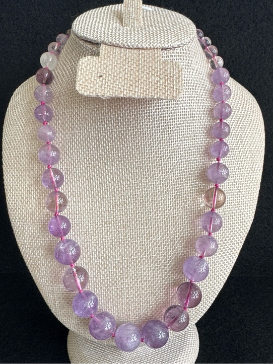 Jewelry - VTG Genuine Lavender Amethyst Graduated Bead Necklace 17-18"